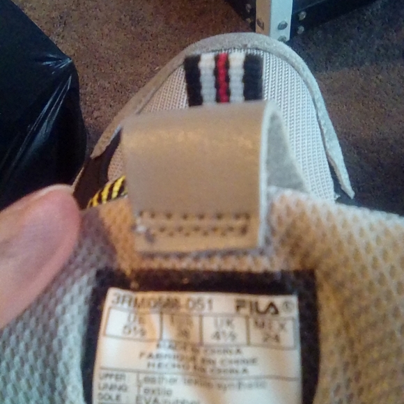 FILA KIDS RAY TRACER SHOES SIZE 5.5 GRAY - Picture 9 of 11